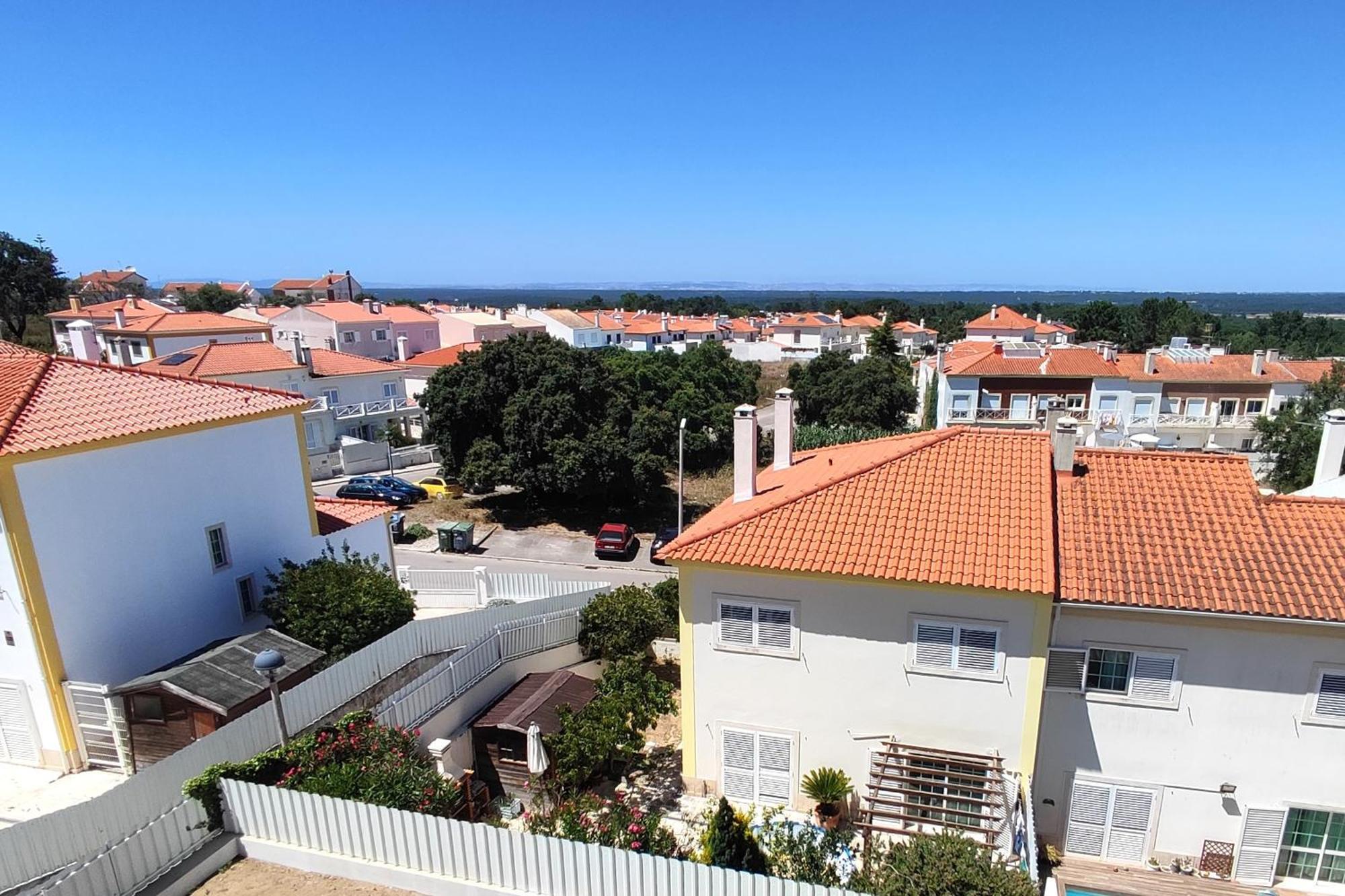 Casa Das Rosas - Moradia Com Jardim E Churrasco, Charneca Da Cotovia Sesimbra Exterior foto